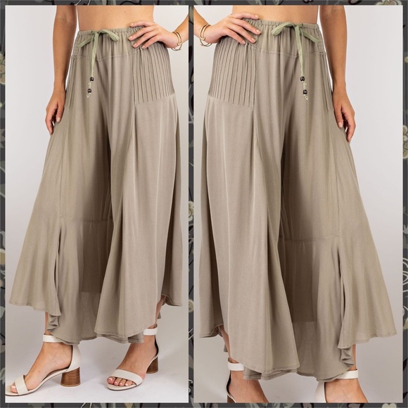 easel Pants & Jumpsuits Easel Fresh Air Ultra Wide Pleated Details